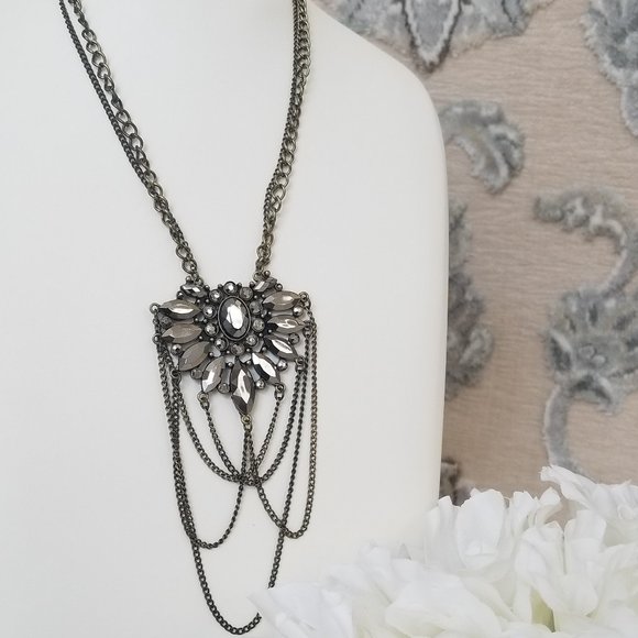 Jewelry - Striking Antique Pendant with Draped Chains